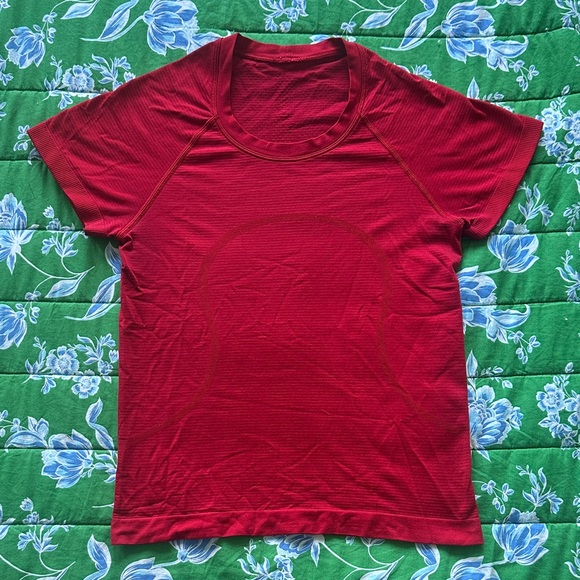 Women’s Lululemon Swiftly Tech Short Sleeve Shirt - Picture 1 of 7
